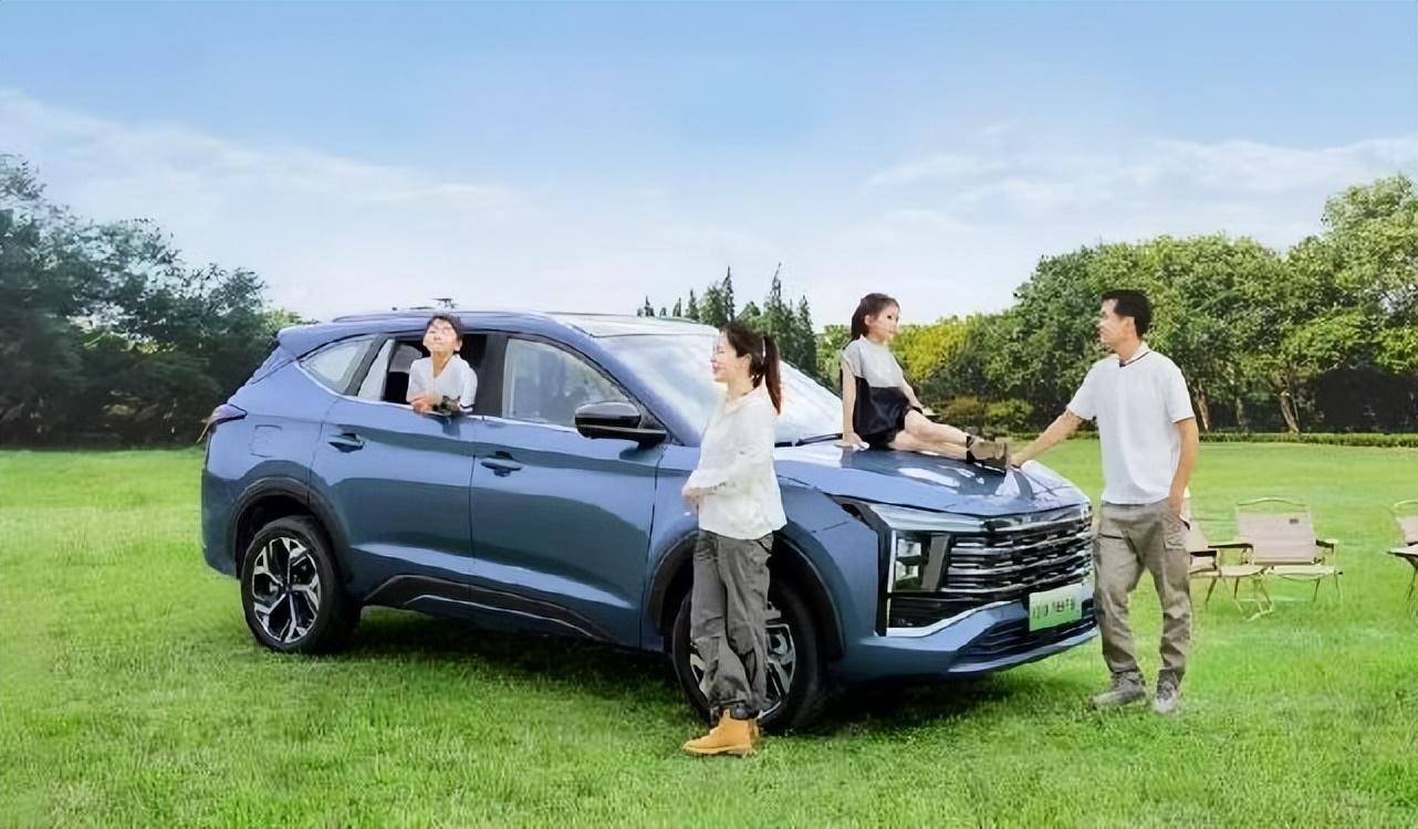 1098-1498万元大七座电混SUV 江淮X8E家正式发售丨SDTV汽车生活(图2)